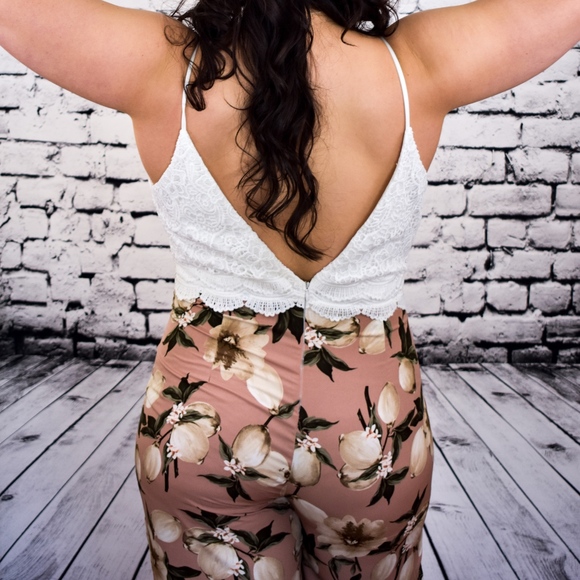 CARMEN LACE FLORAL JUMPSUIT - Picture 8 of 8